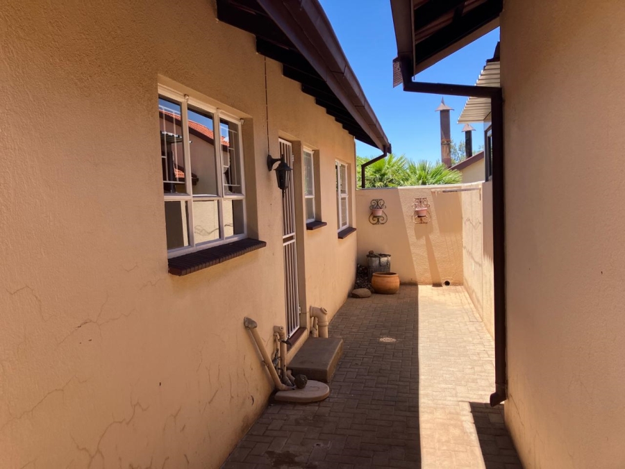 2 Bedroom Property for Sale in Uitsig Free State